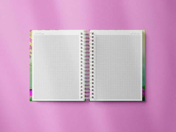 caderno personalizado A5 - pascoa - coelho rosa - miolo quadriculado sombra