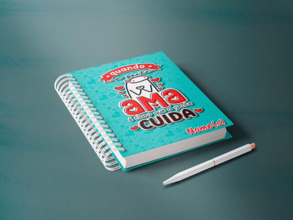 caderno personalizado A5 - dia dos namorados - flork - quando a gente ama é claro que a gente cuida